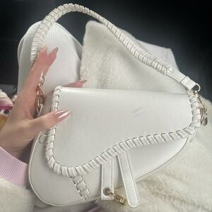 White Saddle Bag